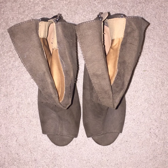 Qupid Open Toe Bootie - Picture 2 of 5